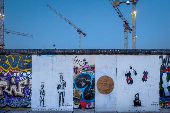 Berlin Wall still has place for contemporary art
