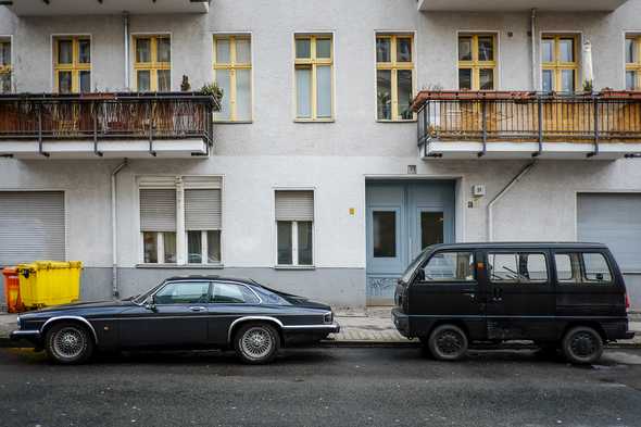 Car contrasts